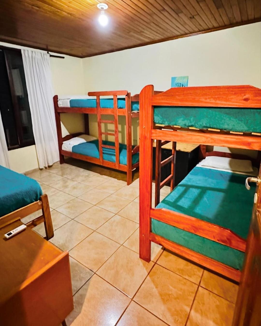 Benteveo Hostel Iguazu Puerto Iguazu Luaran gambar