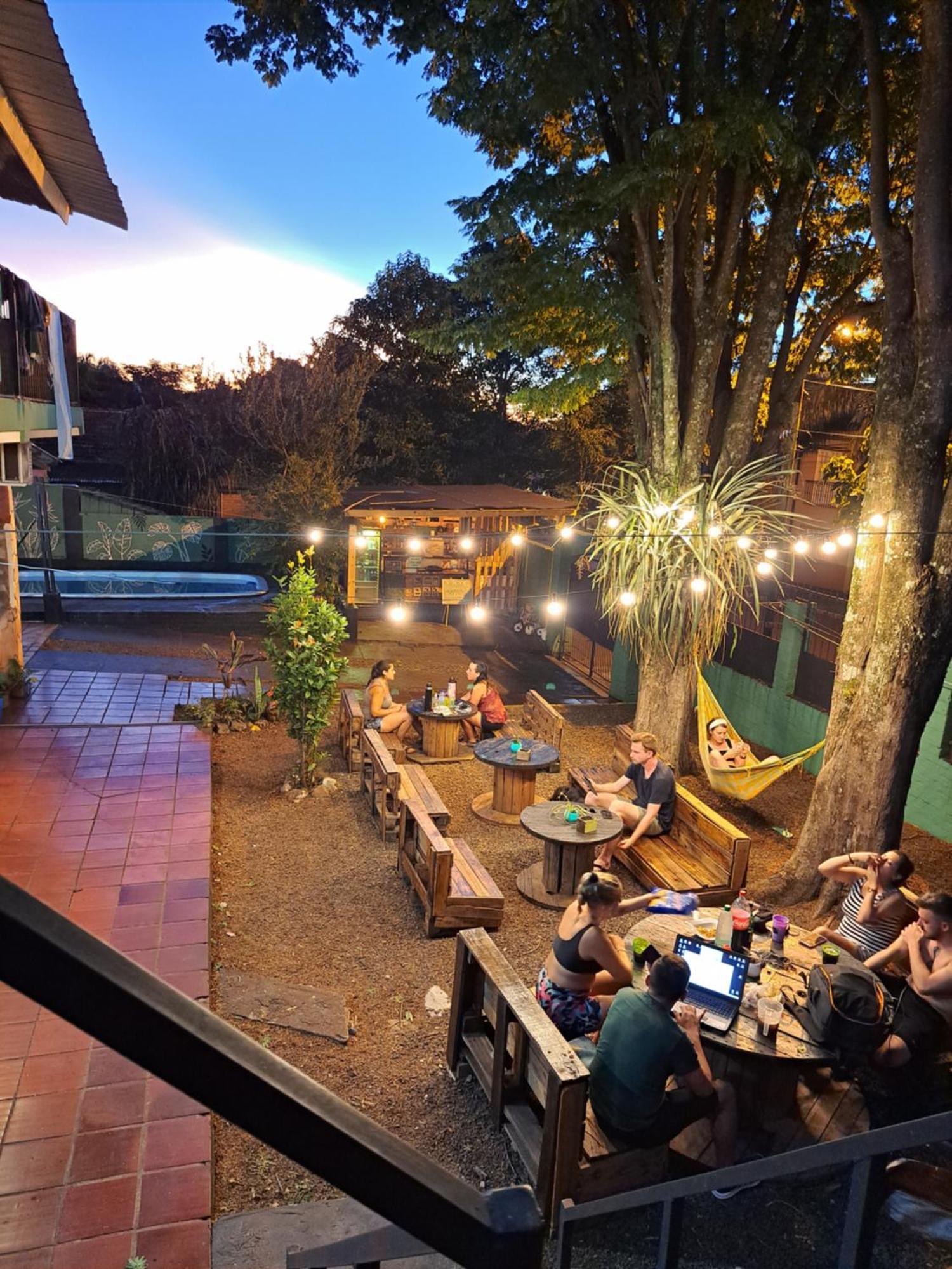 Benteveo Hostel Iguazu Puerto Iguazu Luaran gambar